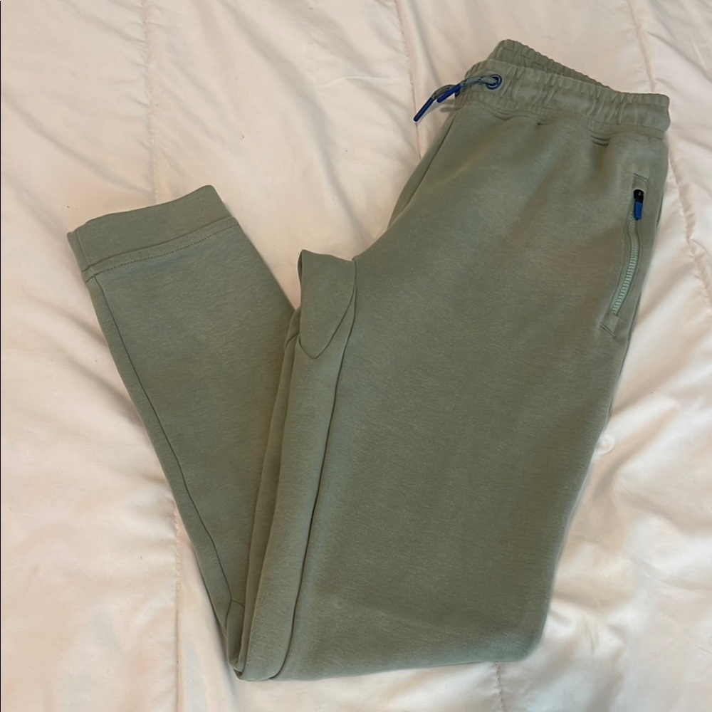 Vineyard Vines Kids Joggers in Sage Green